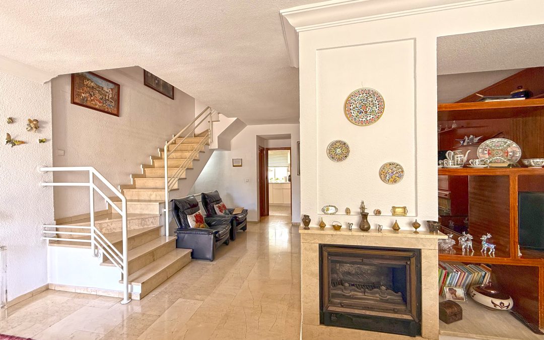 CASA ADOSADA EN MAIRENA DEL ALJARAFE